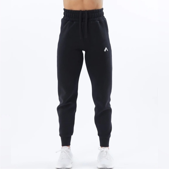New! Alphalete small black Elmts zip jogger. - Picture 12 of 16